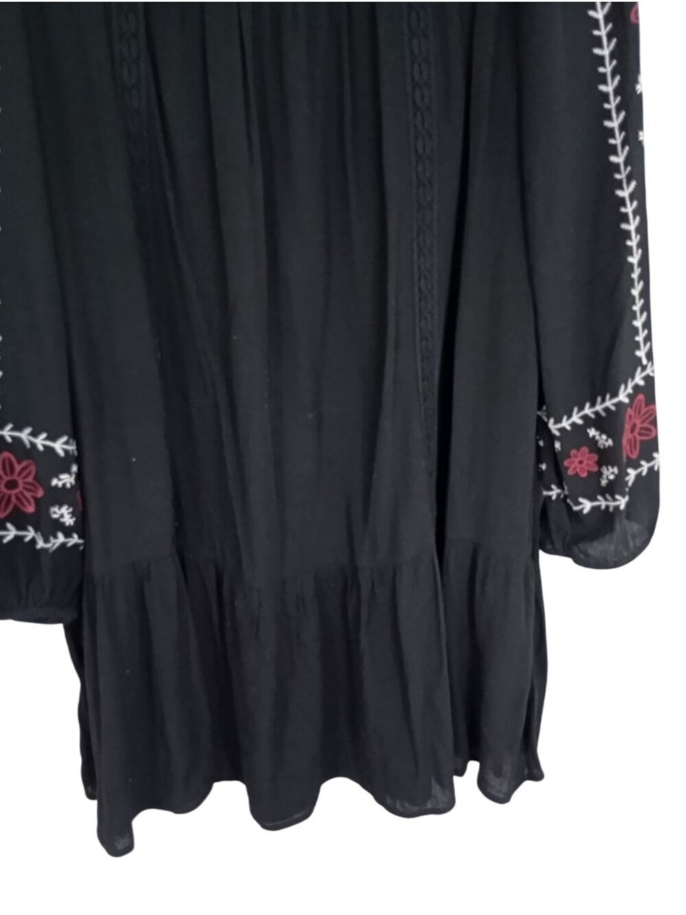 Boho-Inspired Black Dress Floral Embroidery Tiered Hem Women Sz L By Xhilaration - Picture 4 of 9